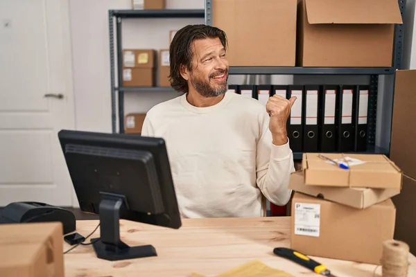 Handsome Middle Age Man Working Small Business Ecommerce Smiling Happy — Fotografia de Stock