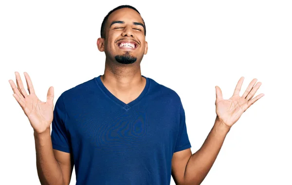 Young African American Man Wearing Casual Shirt Celebrating Mad Crazy — Foto Stock