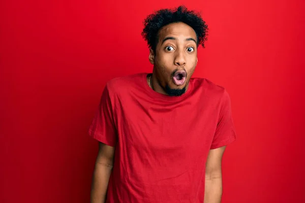 Young African American Man Beard Wearing Casual Red Shirt Afraid — 스톡 사진