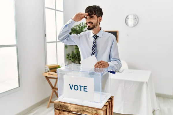 Hispanic Man Beard Voting Putting Envelop Ballot Box Very Happy — стоковое фото