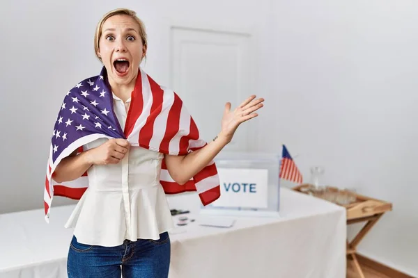 Young Blonde Woman Political Campaign Election Holding Usa Flag Celebrating — Stock fotografie