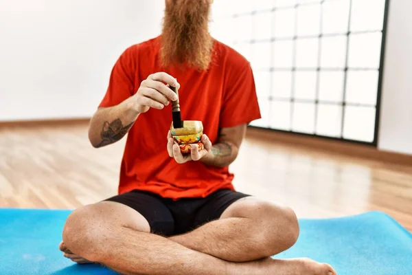 Young Redhead Man Training Yoga Sport Center — Stock Photo, Image
