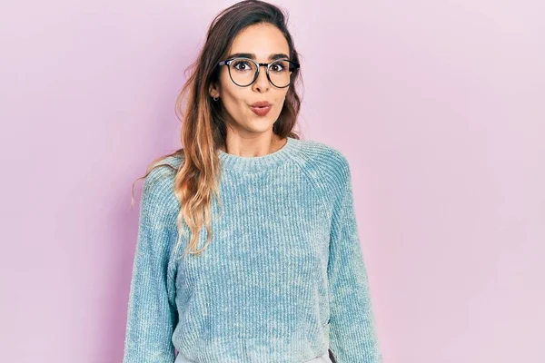 Young Hispanic Girl Wearing Casual Clothes Glasses Scared Amazed Open — Stock Photo, Image