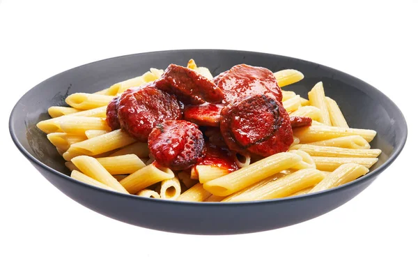 Assiette Avec Macaroni Italien Pepperoni Sauce Tomate Isolé Sur Fond — Photo