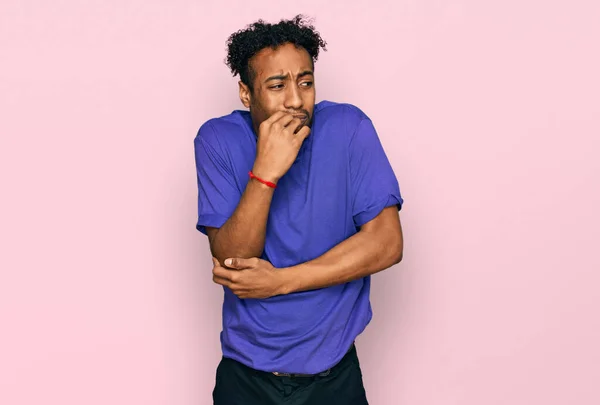 Young African American Man Beard Wearing Casual Purple Shirt Looking — Stock Photo, Image