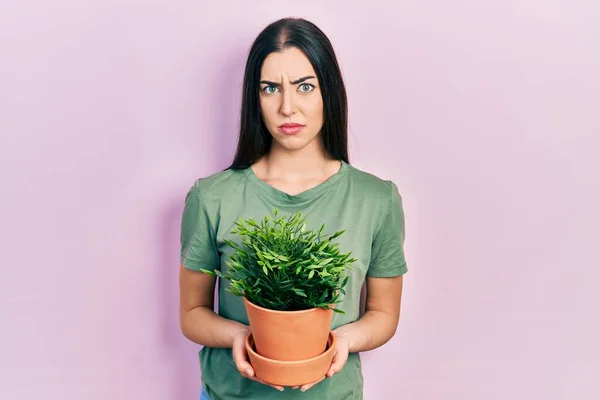 Bella Donna Con Gli Occhi Azzurri Che Tengono Verde Vaso — Foto Stock