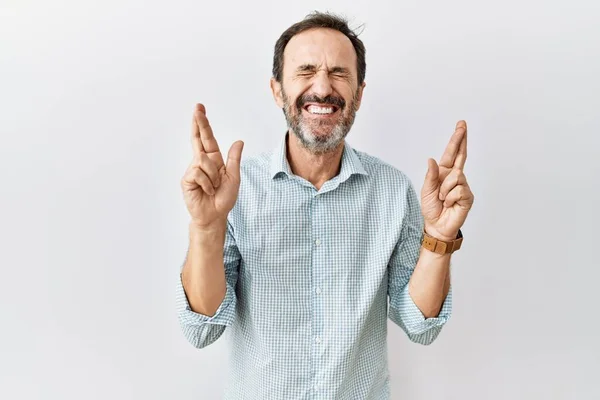 Middle Age Hispanic Man Beard Standing Isolated Background Gesturing Finger — Stock Photo, Image