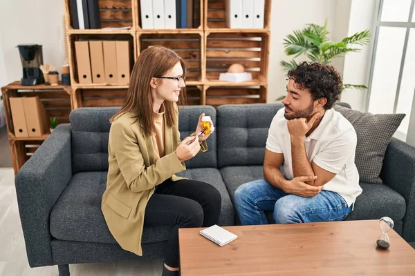 Man Woman Having Psychology Session Prescribing Pills Psychology Center — Stockfoto