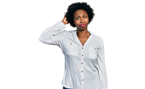 Afrikai Amerikai Afro Haj Visel Alkalmi Fehér Póló Zavaros Csoda — Stock Fotó