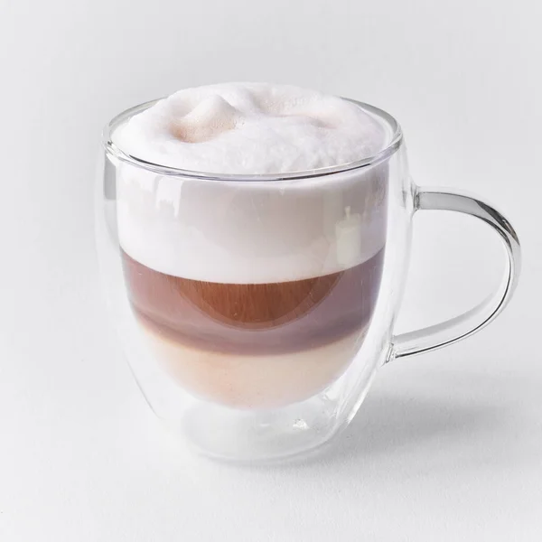 Egy Csésze Cappuccino Kávé Fehér Elszigetelt Háttérrel — Stock Fotó