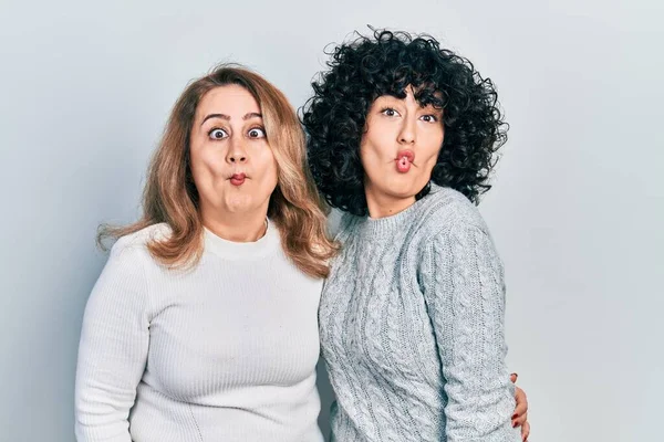 Middle East Mother Daughter Wearing Casual Clothes Making Fish Face — Stock Photo, Image