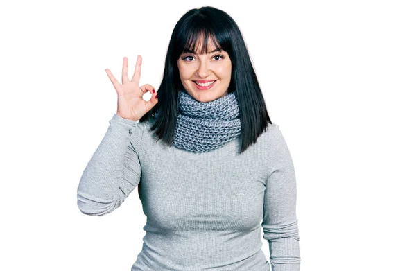 Young Hispanic Size Woman Wearing Winter Scarf Smiling Positive Doing — Stock Photo, Image