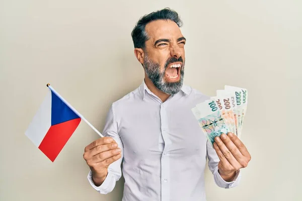 Hombre Mediana Edad Con Barba Pelo Gris Sosteniendo Bandera República —  Fotos de Stock