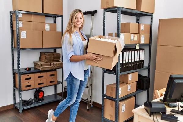 Young Blonde Woman Ecommerce Business Worker Holding Package Office — Stock Photo, Image