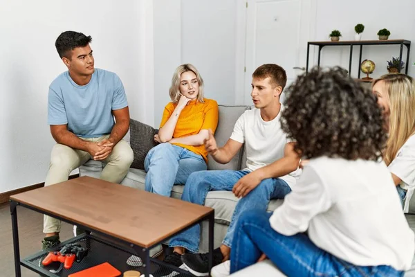 Group Young Friends Smiling Happy Sitting Sofa Home — Stock Photo, Image