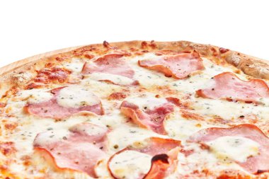  Bekar İtalyan prosciutto pizzası beyaz izole arka plan