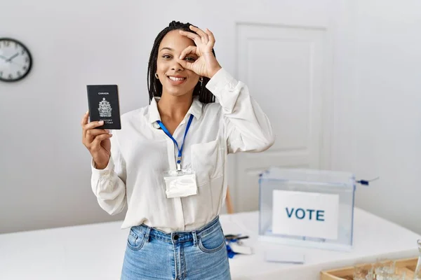 Young African American Woman Political Campaign Election Holding Canada Passport — Foto Stock