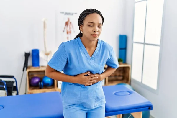 Young African American Woman Working Pain Recovery Clinic Hand Stomach — Stockfoto