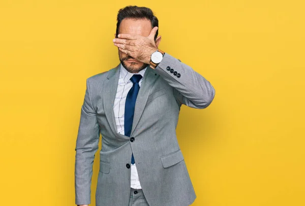 Middle Age Man Wearing Business Clothes Covering Eyes Hand Looking — Stock Photo, Image