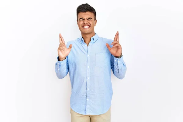 Jovem Hispânico Vestindo Camisa Negócios Sobre Fundo Isolado Gesto Dedo — Fotografia de Stock