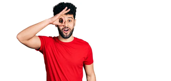 Young Arab Man Beard Wearing Casual Red Shirt Doing Gesture — Stock Photo, Image