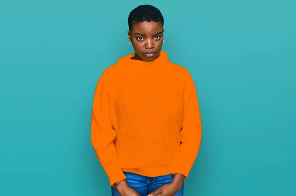 Jovem Afro Americana Vestindo Roupas Casuais Cético Nervoso Franzindo Testa — Fotografia de Stock