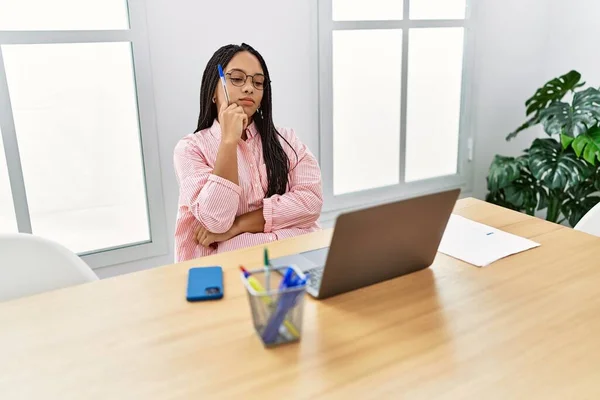 Young African American Woman Working Office — Stock Photo, Image