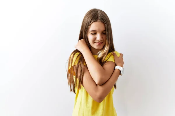 Giovane Adolescente Bruna Piedi Insieme Sfondo Isolato Abbracciandosi Felice Positivo — Foto Stock