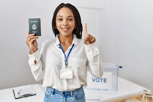 Young African American Woman Political Campaign Election Holding Usa Passport — Fotografia de Stock