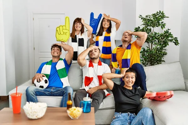 Gruppo Persone Teppista Calcio Gioco Tifo Stressato Frustrato Con Faccia — Foto Stock