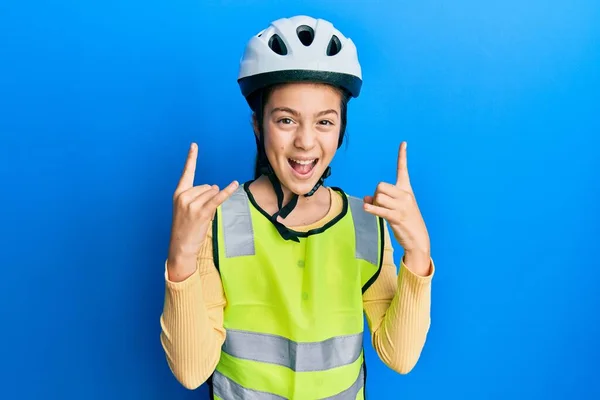 Beautiful Brunette Little Girl Wearing Bike Helmet Reflective Vest Shouting — стоковое фото