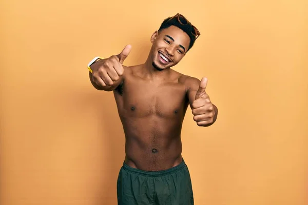 Young African American Man Wearing Swimwear Swimmer Glasses Approving Doing —  Fotos de Stock