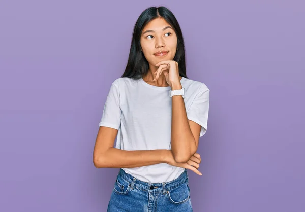 Beautiful Young Asian Woman Wearing Casual White Shirt Hand Chin — Stock Photo, Image