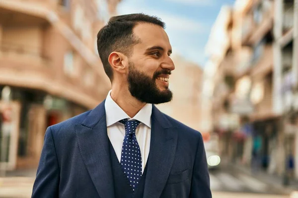 Young Businessman Smiling Happy Standing City — Stock Photo, Image