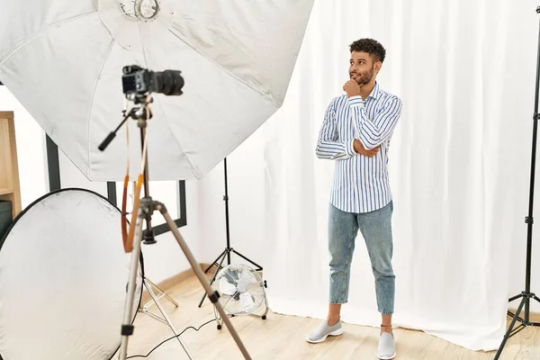 Arab Young Man Posing Model Photography Studio Hand Chin Thinking — Stockfoto