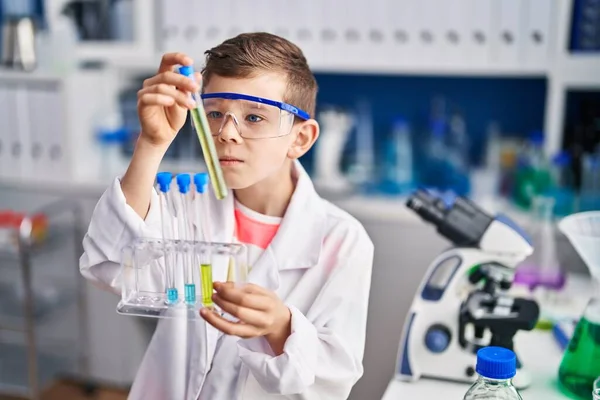 Blond Child Wearing Scientist Uniform Holding Test Tubes Laboratory — Stok fotoğraf