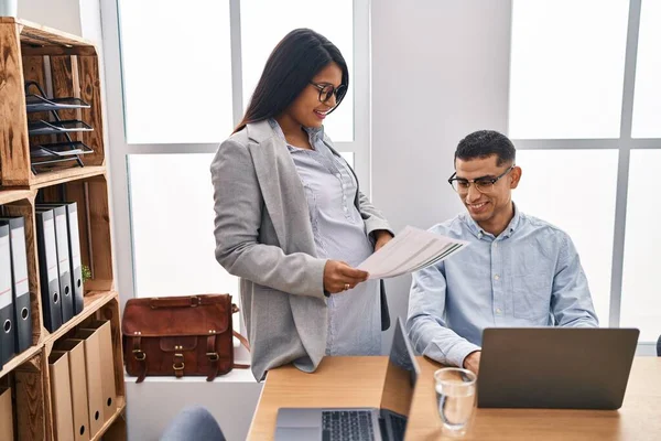 Young Latin Couple Business Workers Working Office —  Fotos de Stock