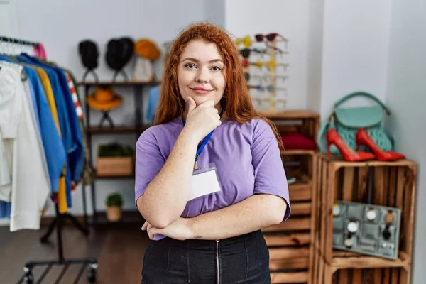 Young Redhead Woman Working Manager Retail Boutique Looking Confident Camera — Fotografia de Stock