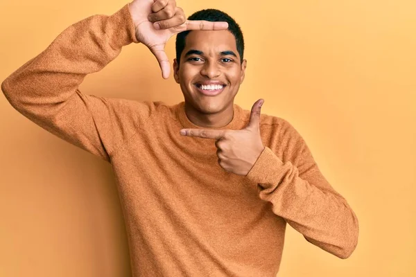 Young Handsome Hispanic Man Wearing Casual Winter Sweater Smiling Making — 스톡 사진