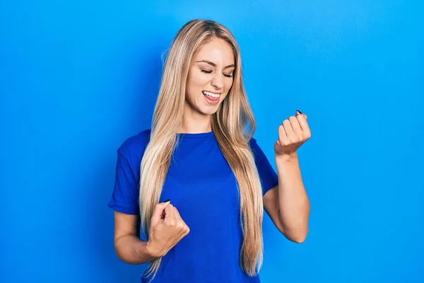 Young Beautiful Caucasian Woman Wearing Casual Blue Shirt Celebrating Surprised — Stok fotoğraf