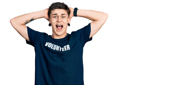 Young Caucasian Boy Ears Dilation Wearing Volunteer Shirt Crazy Scared — Photo