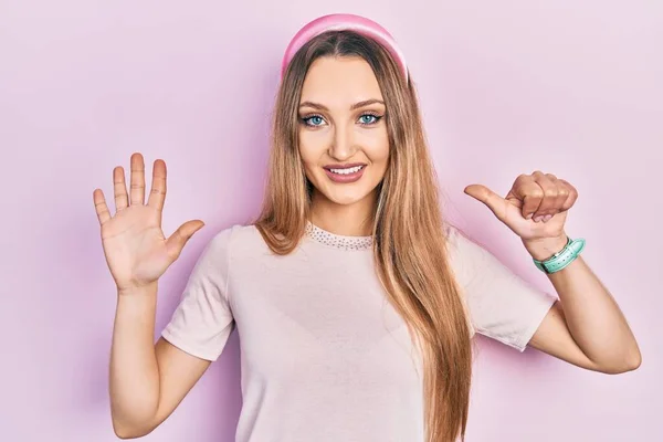 Young Blonde Girl Wearing Casual Clothes Showing Pointing Fingers Number — Stock Photo, Image