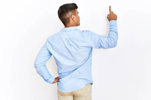 Young Hispanic Man Wearing Business Shirt Standing Isolated Background Posing — Stok fotoğraf