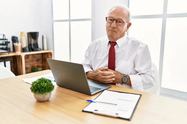 Senior Man Working Office Using Computer Laptop Hands Together Crossed — ストック写真