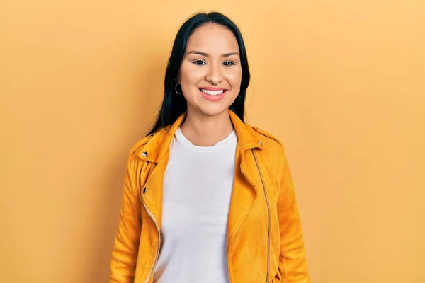 Beautiful Hispanic Woman Nose Piercing Wearing Yellow Leather Jacket Happy — 스톡 사진