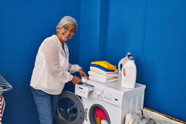 Middle Age Woman Pouring Detergent Washing Machine Laundry Room — Stock Photo, Image