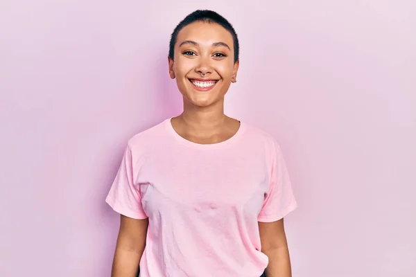 Beautiful Hispanic Woman Short Hair Wearing Casual Pink Shirt Happy — Stok fotoğraf