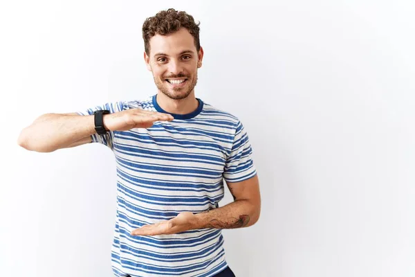 Handsome Young Man Standing Isolated Background Gesturing Hands Showing Big — Foto de Stock