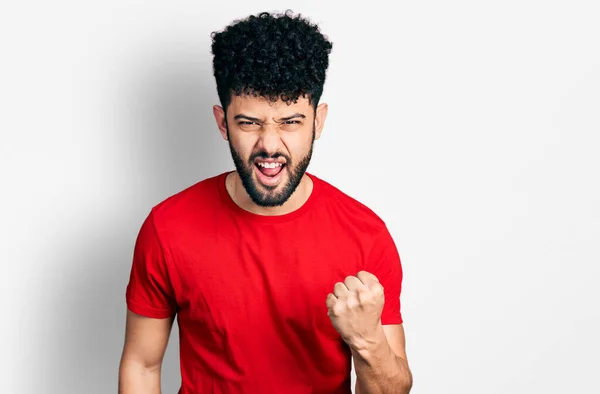 Young Arab Man Beard Wearing Casual Red Shirt Angry Mad — Foto Stock
