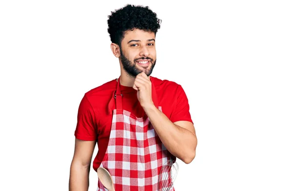 Young Arab Man Beard Wearing Cook Apron Looking Confident Camera — Stock Photo, Image